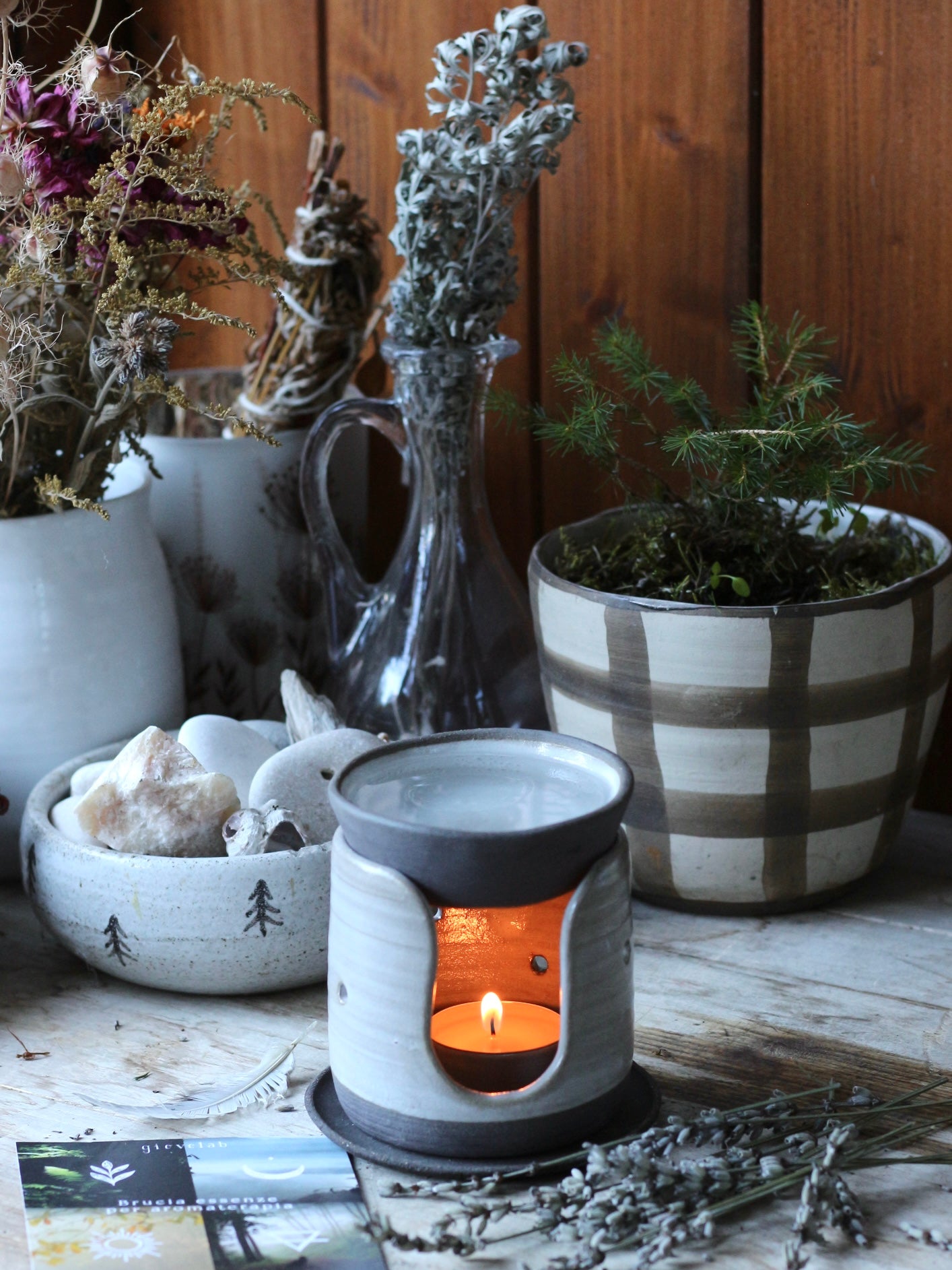 Oil burner for aromatherapy